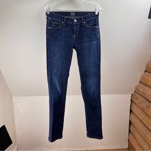 CITIZENS OF HUMANITY - AVA Low Rise Straight Leg. 98% Cotton 2% Elastane